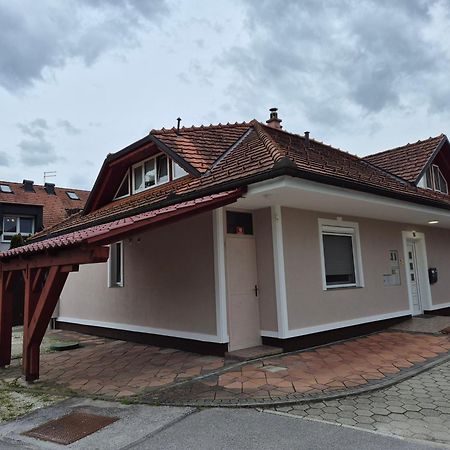 Апартаменты Oddih V Mirnem In Zelenem Okolju Skofljica Экстерьер фото